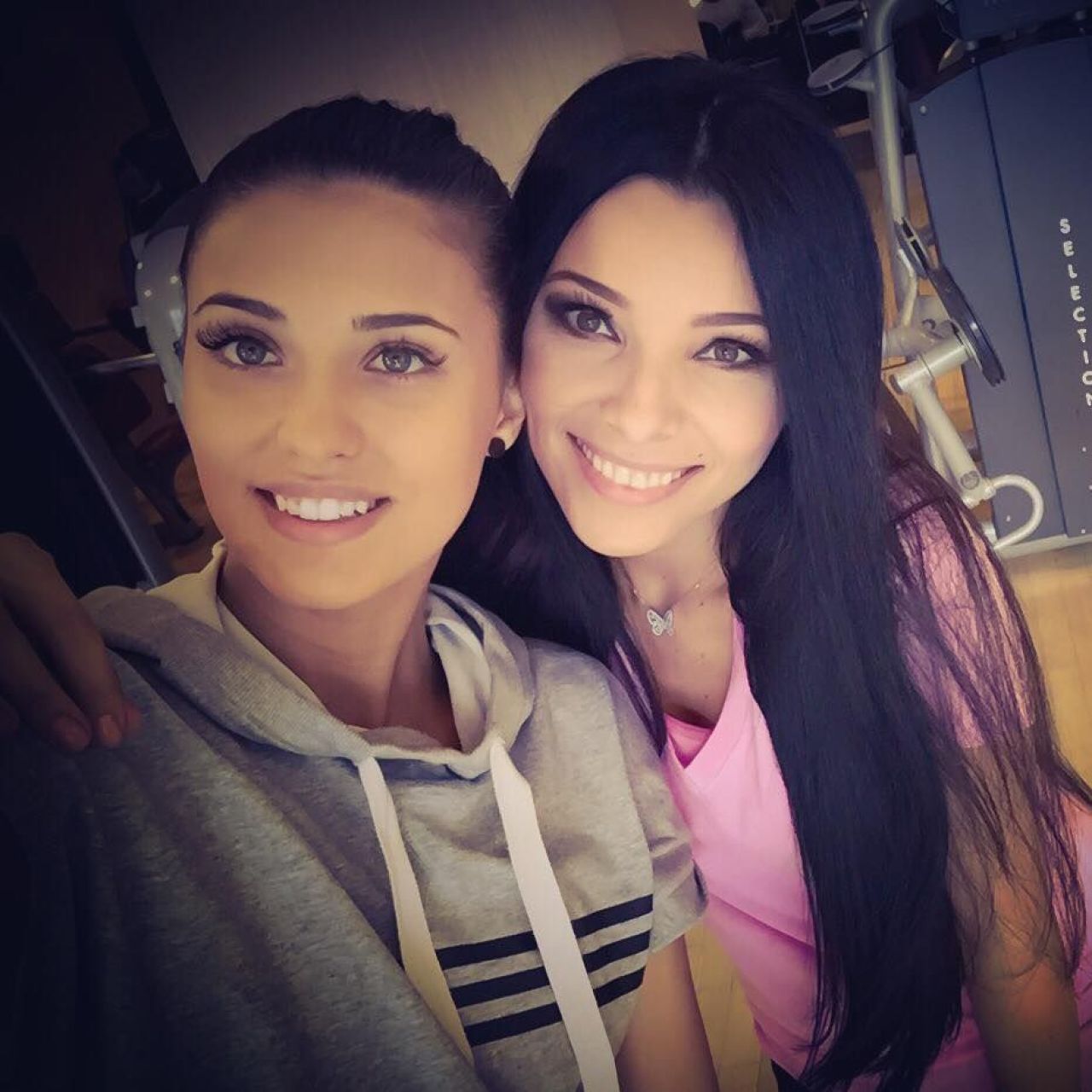 Cum se antreneaza cuplul momentului in showbiz-ul romanesc, Antonia si Alex Velea: