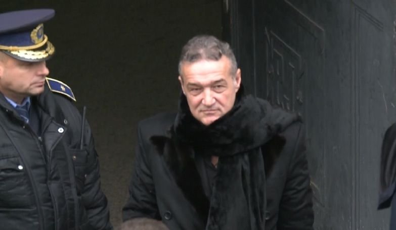 Becali a declarat razboi Armatei in prima ora de la eliberare: Le cer eu 10% din profit! O sa demonstrez cu acte ca am dreptate