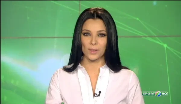 Alpinistii curajosi au cucerit cea mai inalta stanca din Franta! Legati de corzi elastice, tinerii si-au riscat viata! VIDEO