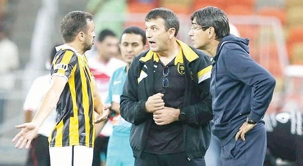 SURPRIZA pentru Victor Piturca, Sanmartean si Szukala! Ce ii asteapta la stadion la meciul cu liderul Al Nasr! FOTO_5