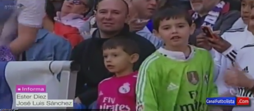 VIDEO Gest SENZATIONAL al lui Casillas pentru un pusti! Ce a facut in timp ce colegii sai o macelareau pe Granada_5