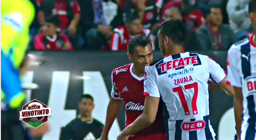 Vampire Cronicles | Dupa Suarez, inca un sudamerican a luat-o razna pe teren: Juan Arango si-a muscat un adversar si risca o suspendare dura