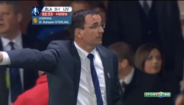 Final dramatic in Blackburn - Liverpool. Portarul a fost aproape de golul carierei sale