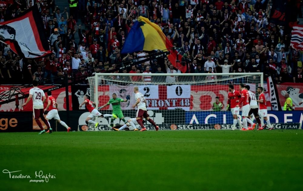 GALERIE FOTO | Ce nu s-a vazut aseara la derby-ul de pe National Arena: bannere, suporteri si un Borcea Jr. de nerecunoscut!_7