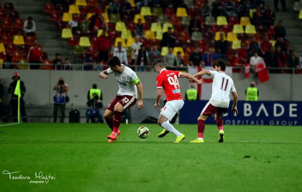 GALERIE FOTO | Ce nu s-a vazut aseara la derby-ul de pe National Arena: bannere, suporteri si un Borcea Jr. de nerecunoscut!_35