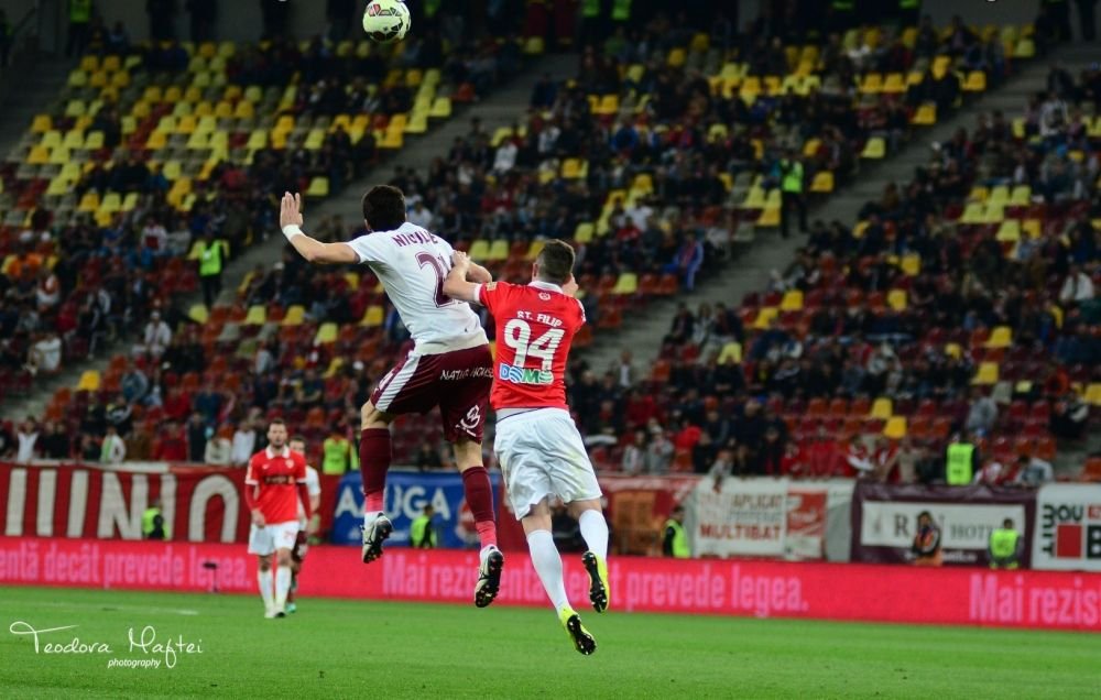 GALERIE FOTO | Ce nu s-a vazut aseara la derby-ul de pe National Arena: bannere, suporteri si un Borcea Jr. de nerecunoscut!_41