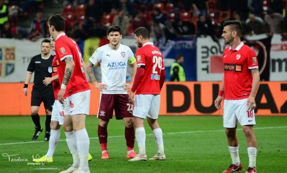 GALERIE FOTO | Ce nu s-a vazut aseara la derby-ul de pe National Arena: bannere, suporteri si un Borcea Jr. de nerecunoscut!_44