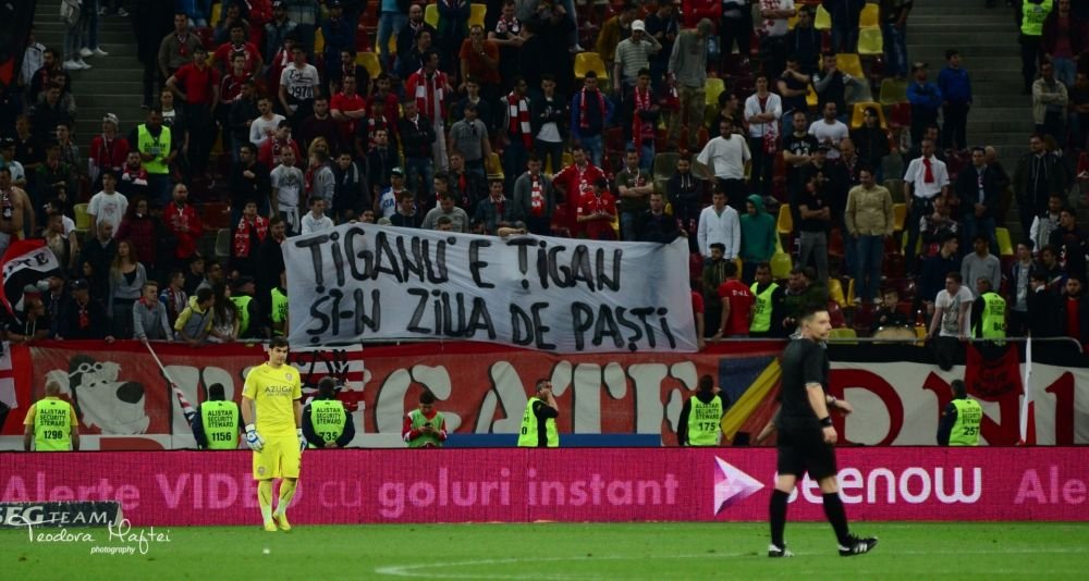 GALERIE FOTO | Ce nu s-a vazut aseara la derby-ul de pe National Arena: bannere, suporteri si un Borcea Jr. de nerecunoscut!_65