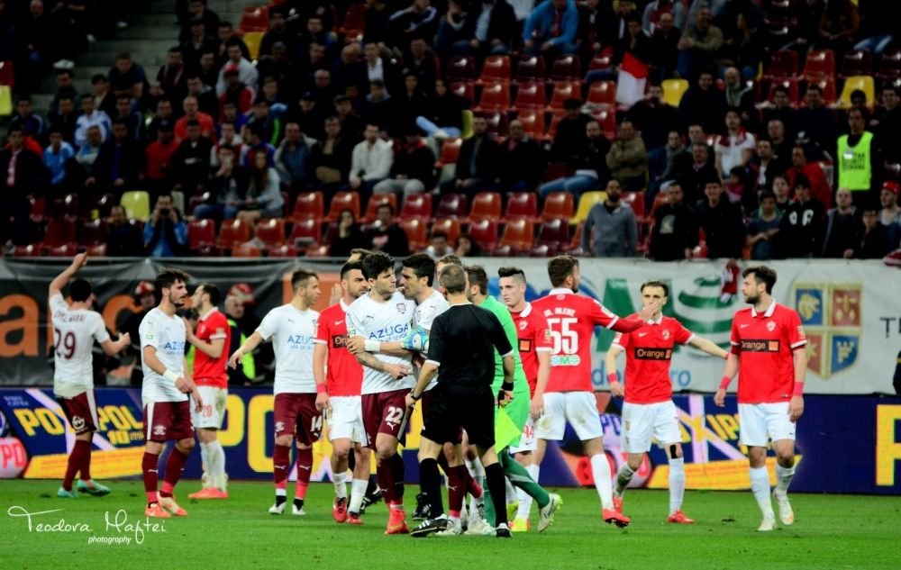 GALERIE FOTO | Ce nu s-a vazut aseara la derby-ul de pe National Arena: bannere, suporteri si un Borcea Jr. de nerecunoscut!_66