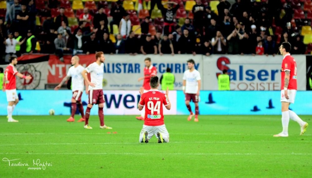 GALERIE FOTO | Ce nu s-a vazut aseara la derby-ul de pe National Arena: bannere, suporteri si un Borcea Jr. de nerecunoscut!_70