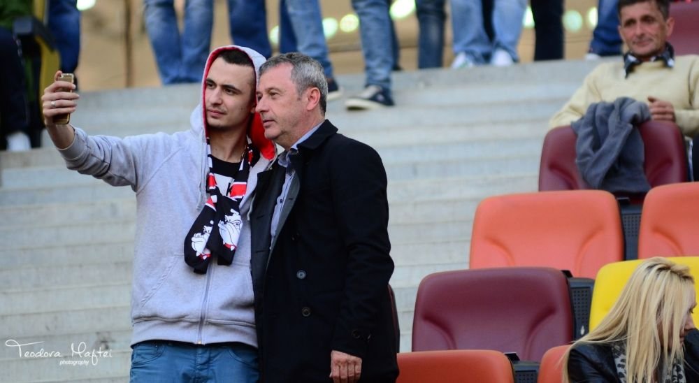 GALERIE FOTO | Ce nu s-a vazut aseara la derby-ul de pe National Arena: bannere, suporteri si un Borcea Jr. de nerecunoscut!_82