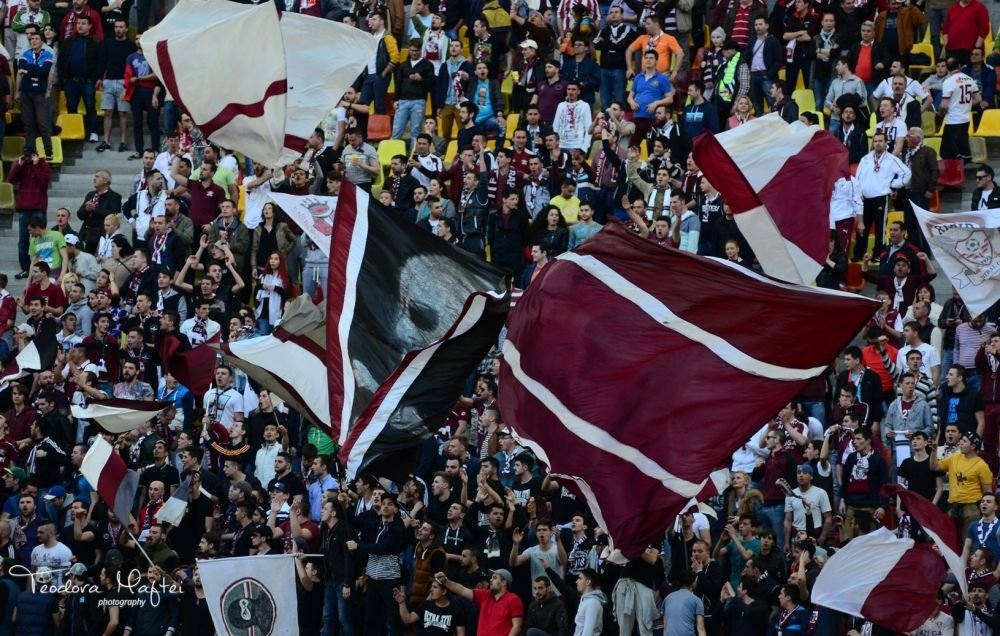 GALERIE FOTO | Ce nu s-a vazut aseara la derby-ul de pe National Arena: bannere, suporteri si un Borcea Jr. de nerecunoscut!_89