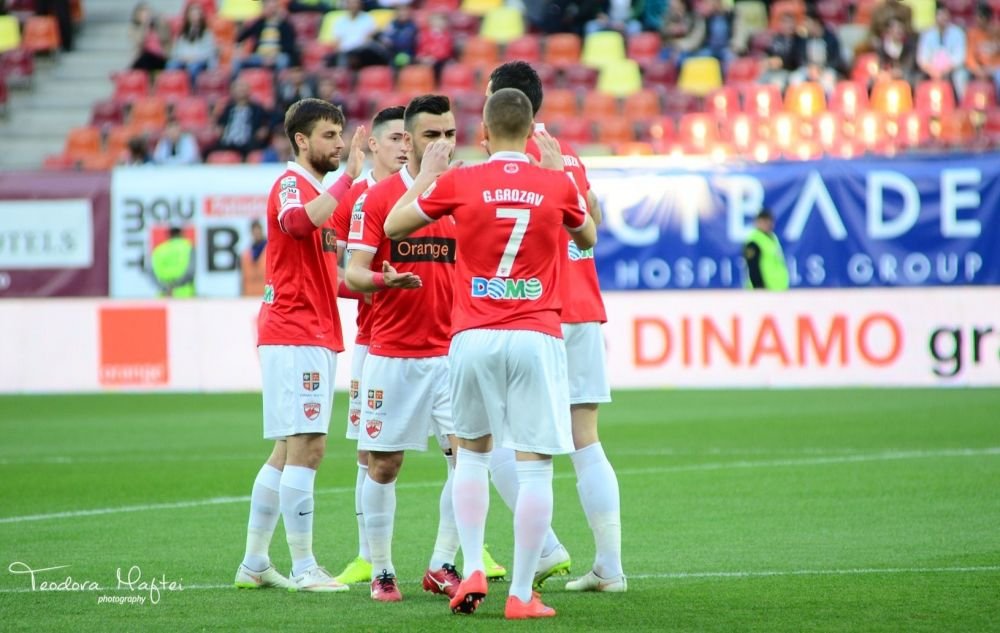 GALERIE FOTO | Ce nu s-a vazut aseara la derby-ul de pe National Arena: bannere, suporteri si un Borcea Jr. de nerecunoscut!_93
