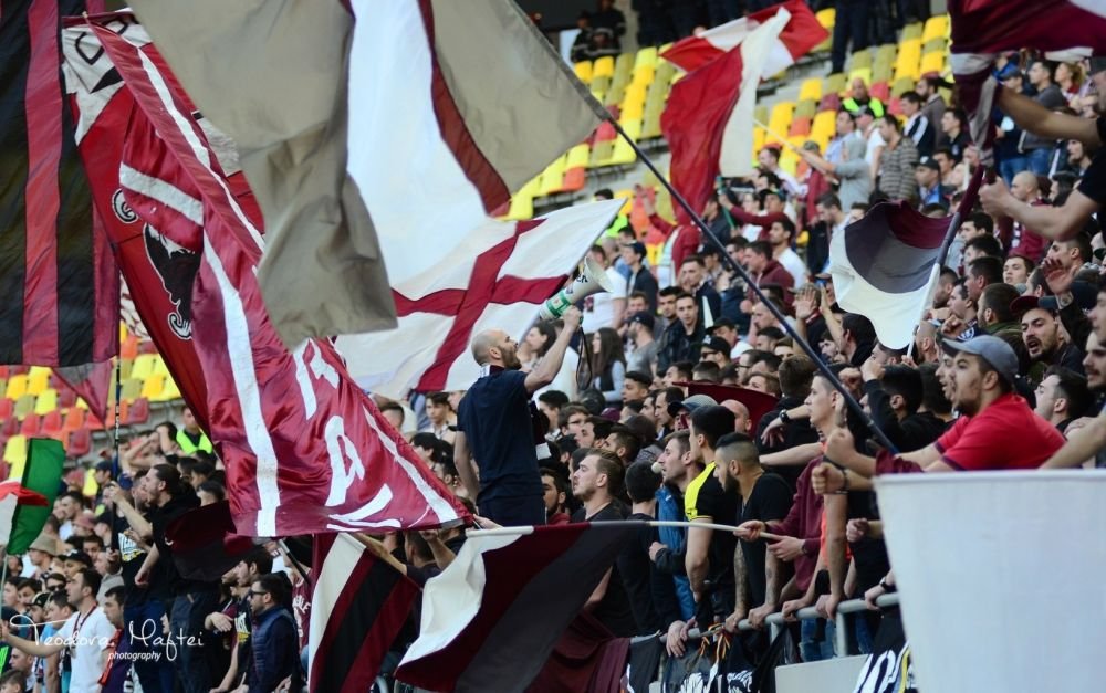 GALERIE FOTO | Ce nu s-a vazut aseara la derby-ul de pe National Arena: bannere, suporteri si un Borcea Jr. de nerecunoscut!_105