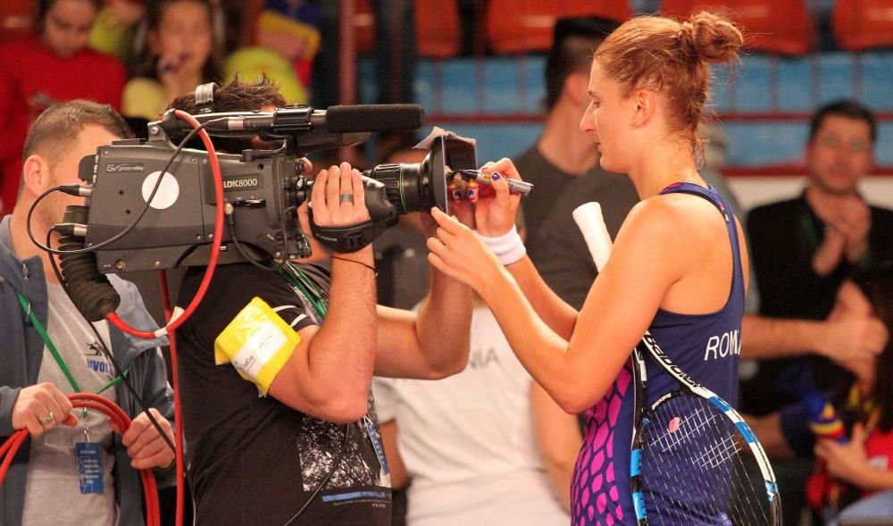 In weekend ne batem pentru calificarea in Grupa I Mondiala. Bouchard joaca pentru Canada. Romancele au facut azi primul antrenament