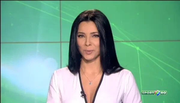 Incaltate cu tocuri si imbracate in rochii! Asa faceau fitness femeile in urma cu 70 de ani! VIDEO