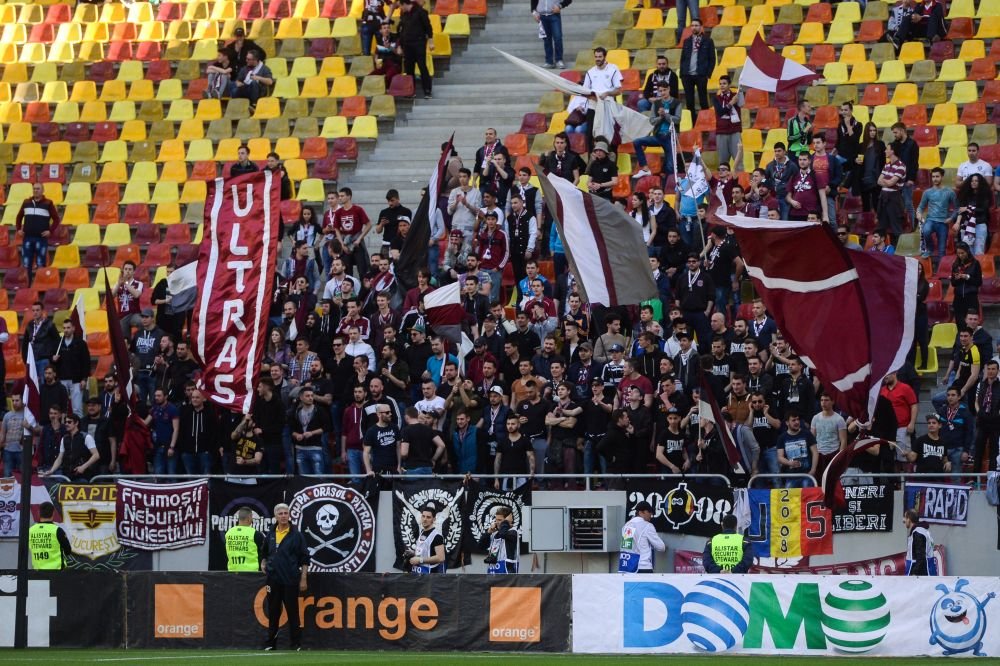 Massone, suspendat 2 luni dupa scandalul cu Viitorul! Cu cat au fost amendate Dinamo si Rapid dupa violentele din derby
