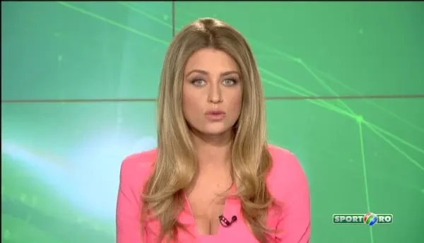 Nu ii dau banii afara din casa. Situatie incredibila la U Cluj: Reactia lui Falub cand a auzit ca doi jucatori au ajuns pe drumuri