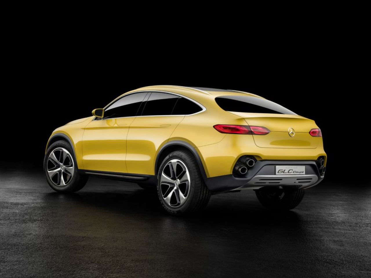 Lovitura directa pentru BMW! Mercedes a lansat GLC Coupe, concurentul PERFECT pentru X4! VIDEO_6