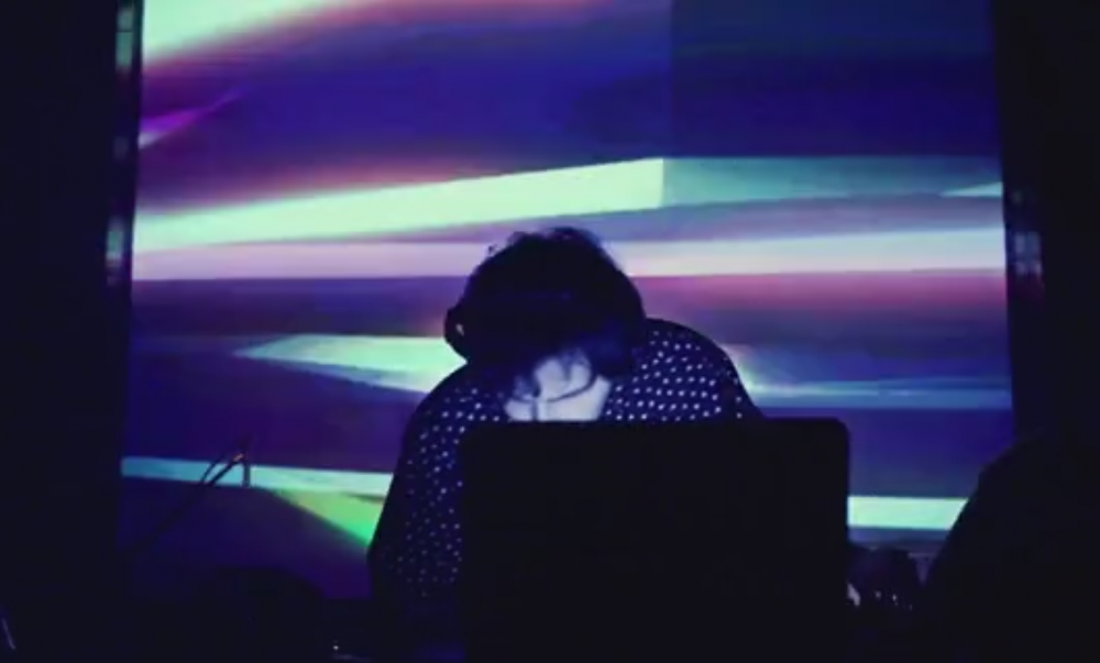 Sus, sus, pe Casa Poporului. Vino la cea mai tare petrecere de muzica electronica din Romania. Lista de invitati