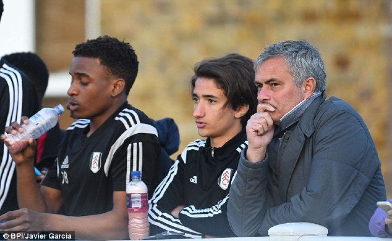 Aroganta motivata! La ce meci s-a uitat Mourinho aseara cand la televizor erau partidele decisive din Champions League_2