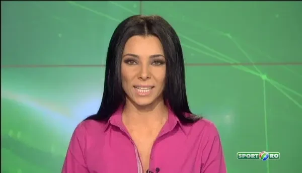 Sport extrem in mijlocul orasului! Un francez a venit la Bucuresti sa-i invete pe romani sa zboare peste cladiri! VIDEO