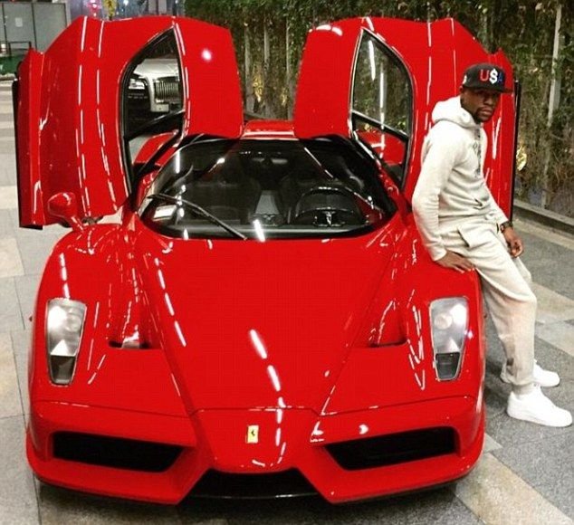 Avioane, masini, vile, bijuterii, LUX! Pe ce si-a spart Mayweather averea incredibila de 400 mil dolari! Super FOTO_7