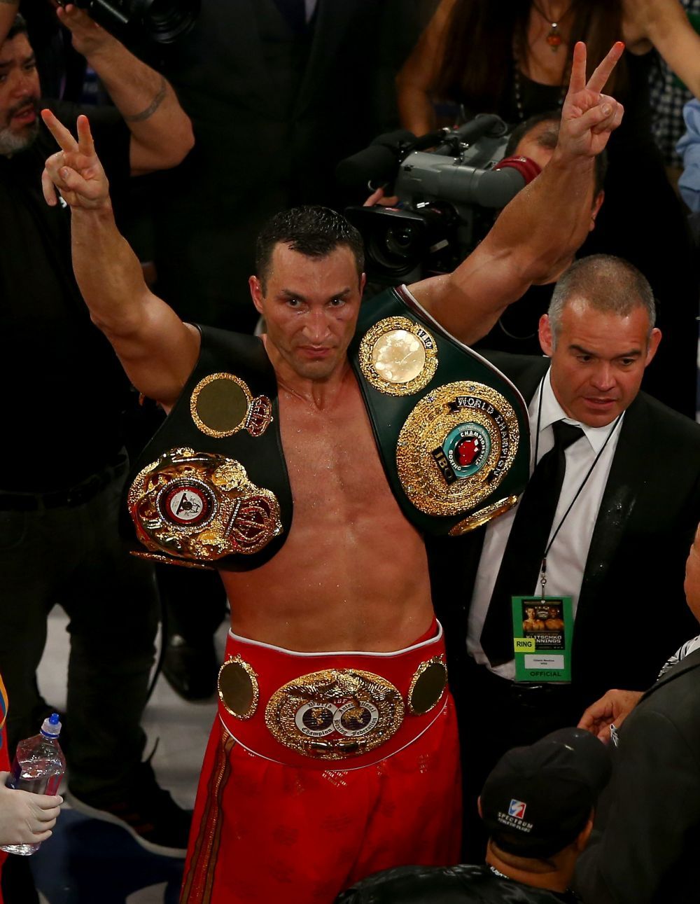 Ciocanul de OTEL, de neclintit! Wladimir Klitschko l-a batut pe Bryant Jennings pe taram american si ramane campionul lumii la GREA_1