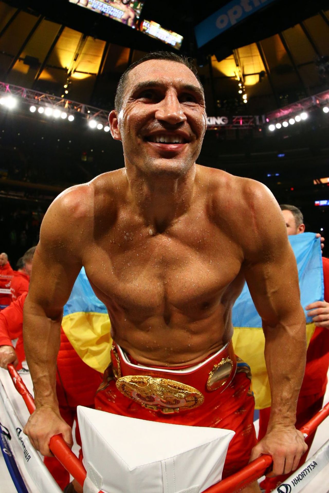 Ciocanul de OTEL, de neclintit! Wladimir Klitschko l-a batut pe Bryant Jennings pe taram american si ramane campionul lumii la GREA_4