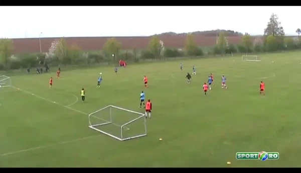 Au stat la coada sa joace pentru Romania! Zeci de pusti din Germania, Olanda si Belgia vor in nationala! VIDEO