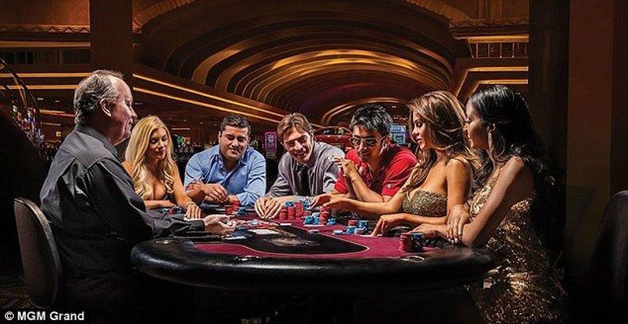Templul sportului pentru un weekend | Cum arata locul de disputare al Meciului Secolelor: 9 mii de angajati si 7 mii de camere asteapta 100 de mii de fani ai boxului_5