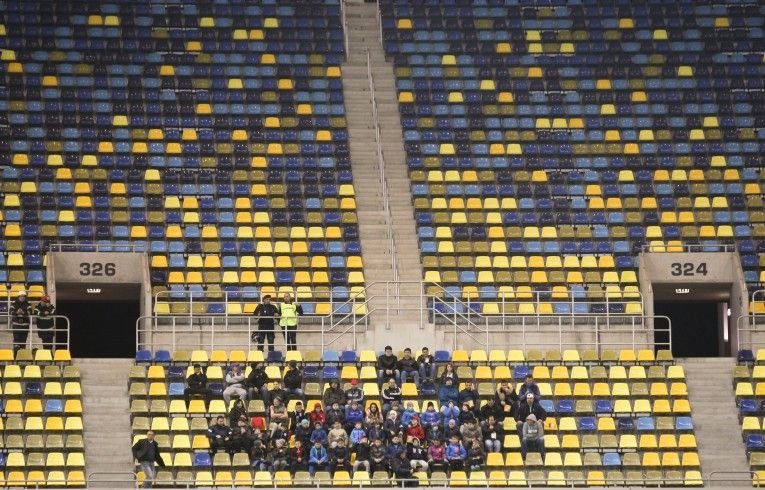 Fani platiti sa vina la meciul Stelei cu Dinamo! Cat primesc cei ce vor sta in galeria ros-albastrilor la Derby de Romania!&nbsp;