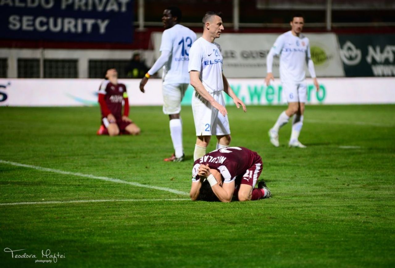 GALERIE FOTO: O noapte furtunoasa in Giulesti! Imaginile dezamagirii, doar o minune mai poate tine Rapidul in Liga I_3