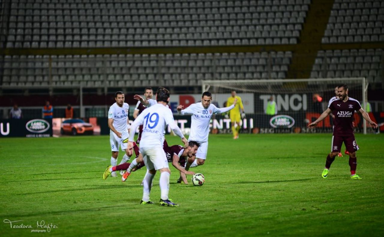GALERIE FOTO: O noapte furtunoasa in Giulesti! Imaginile dezamagirii, doar o minune mai poate tine Rapidul in Liga I_26