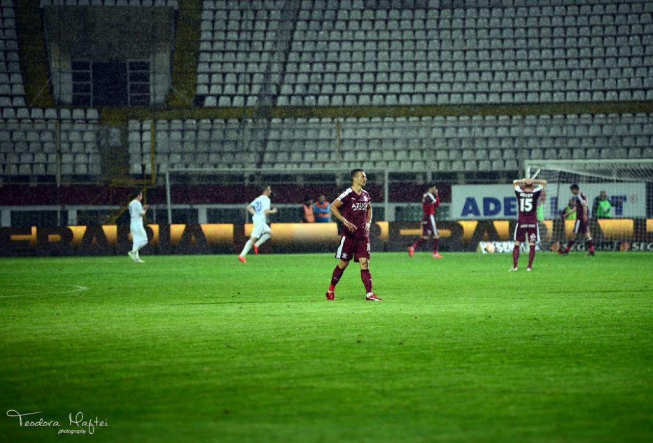 GALERIE FOTO: O noapte furtunoasa in Giulesti! Imaginile dezamagirii, doar o minune mai poate tine Rapidul in Liga I_44