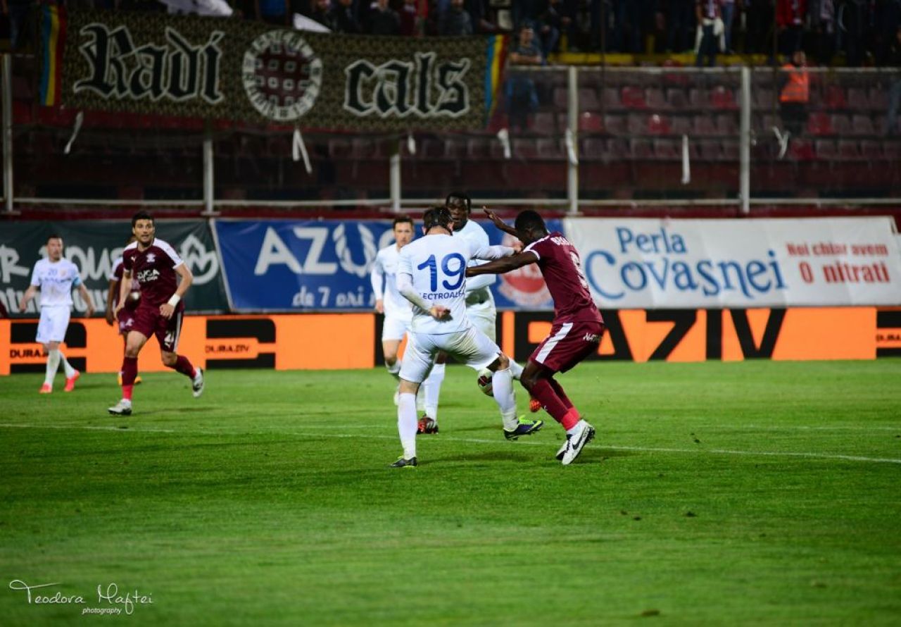 GALERIE FOTO: O noapte furtunoasa in Giulesti! Imaginile dezamagirii, doar o minune mai poate tine Rapidul in Liga I_47