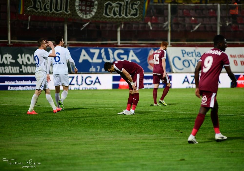 GALERIE FOTO: O noapte furtunoasa in Giulesti! Imaginile dezamagirii, doar o minune mai poate tine Rapidul in Liga I_59