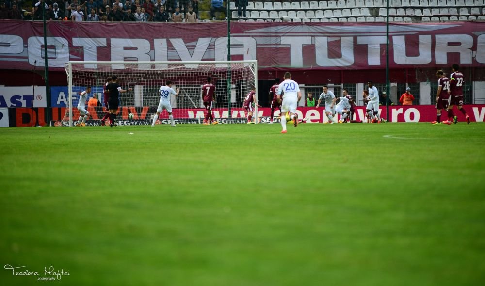 GALERIE FOTO: O noapte furtunoasa in Giulesti! Imaginile dezamagirii, doar o minune mai poate tine Rapidul in Liga I_83