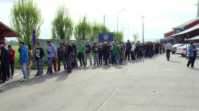 SUPER FOTO Urmarile victoriei cu Steaua! Cozi URIASE la Targu Mures pentru bilete la meciul cu Viitorul_5