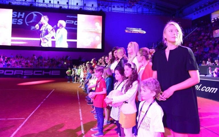 Simona Halep, exclusa dintre frumoasele lumii la Stuttgart!