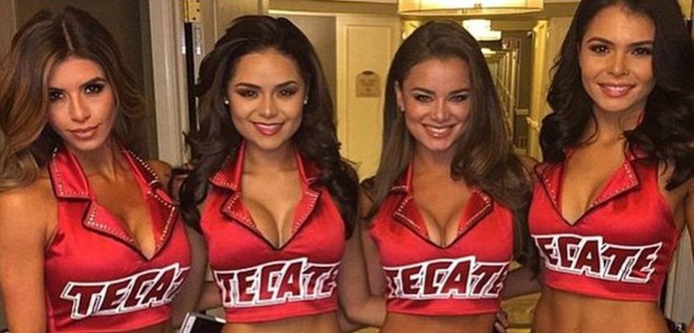 A terminat facultatea, s-a angajat, dar a lasat totul pentru un concurs de Miss. Azi e una dintre cele patru fete SUPERBE care vor urca in ring la MECIUL SECOLELOR. FOTO_17