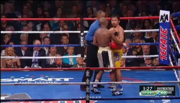 Mayweather i-a dat o lectie de box lui Pacquiao! Americanul l-a DOMINAT TOTAL in ultimele runde si a castigat meciul cu mainile in aer! Primele reactii dupa meci