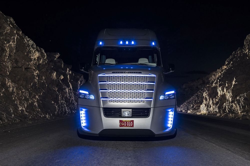 VIDEO Mercedes a lansat primul camion care se conduce SINGUR! Imagini senzationale cu noul Freightliner Inspiration_13