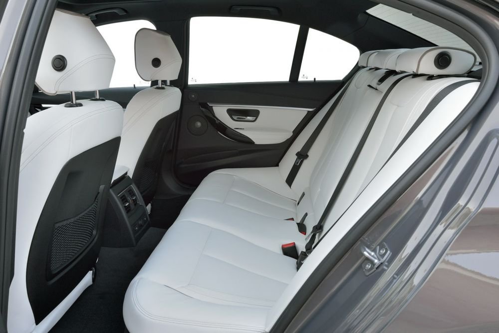 FOTO Asta e noua Serie 3 de la BMW! Nemtii au anuntat toate modificarile pentru 2016_13