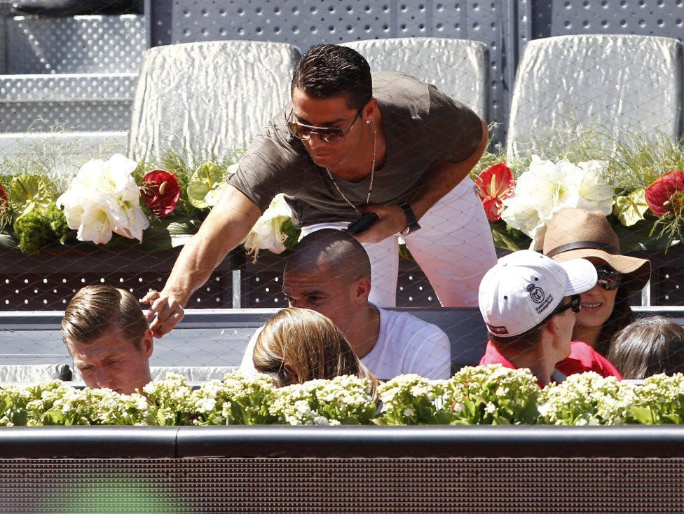 Imaginile zilei la Madrid. Tiriac a urmarit meciul lui Nadal impreuna cu Cristiano Ronaldo si alti jucatori de la Real_5