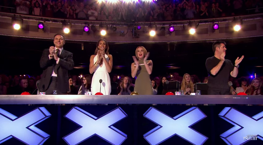 Dragostea pentru Liverpool a dus-o mai departe la Britanicii au Talent :) Cum a ridicat aceasta femeie o sala intreaga in picioare: VIDEO_3