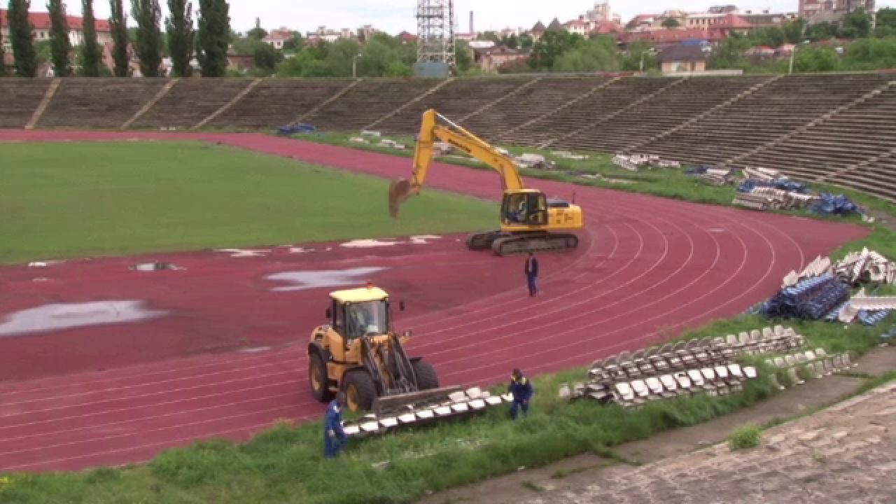 Ultimele imagini cu Oblemenco inainte sa fie DEMOLAT si inlocuit cu o arena de lux de 50 mil euro. FOTO_1