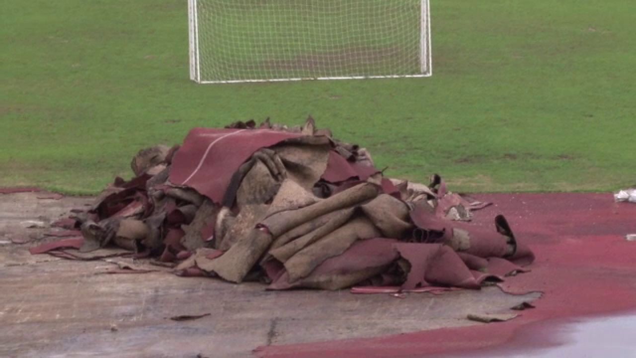 Ultimele imagini cu Oblemenco inainte sa fie DEMOLAT si inlocuit cu o arena de lux de 50 mil euro. FOTO_2