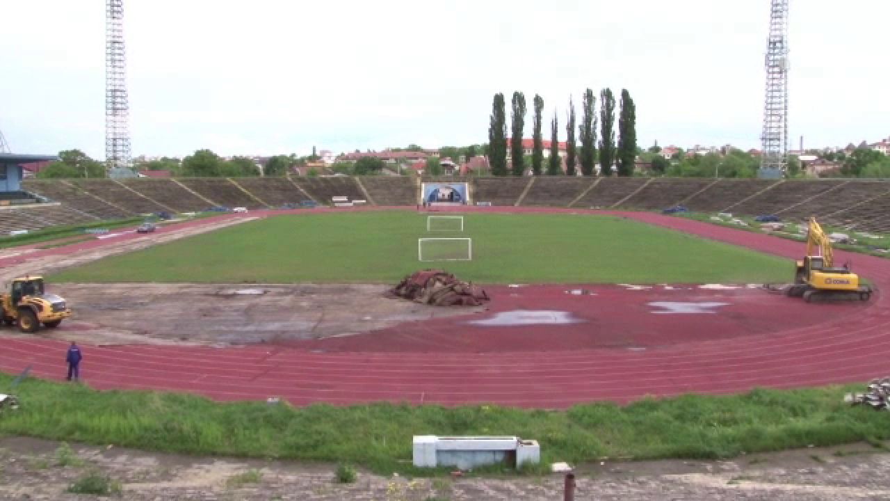 Ultimele imagini cu Oblemenco inainte sa fie DEMOLAT si inlocuit cu o arena de lux de 50 mil euro. FOTO_3