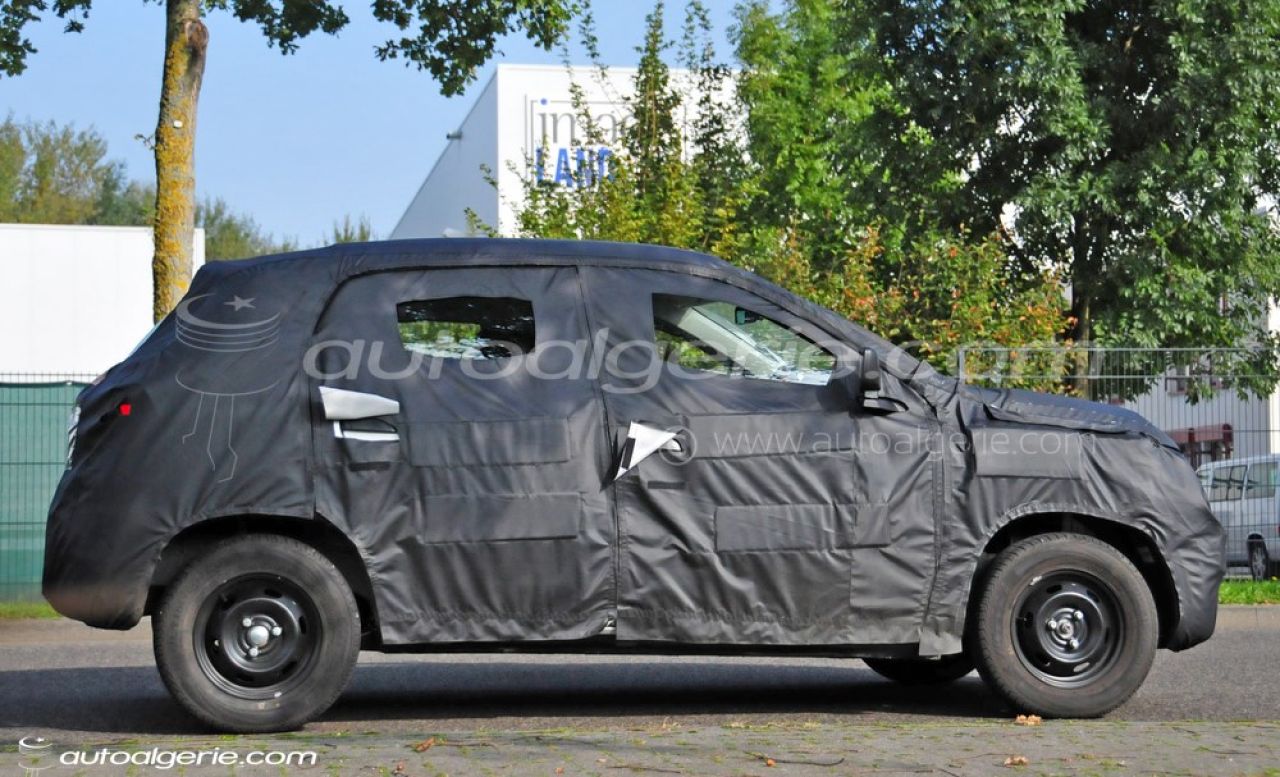 FOTO Dacia a scos masina de 5000 de euro la teste pe strazi. Primele informatii despre modelul pregatit sa cucereasca planeta_2